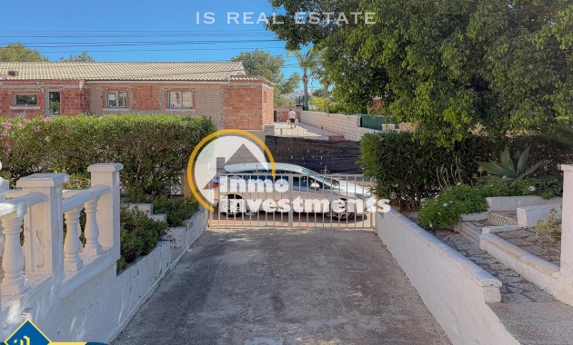 Bestaande bouw - Villa - Torrevieja - Los Balcones