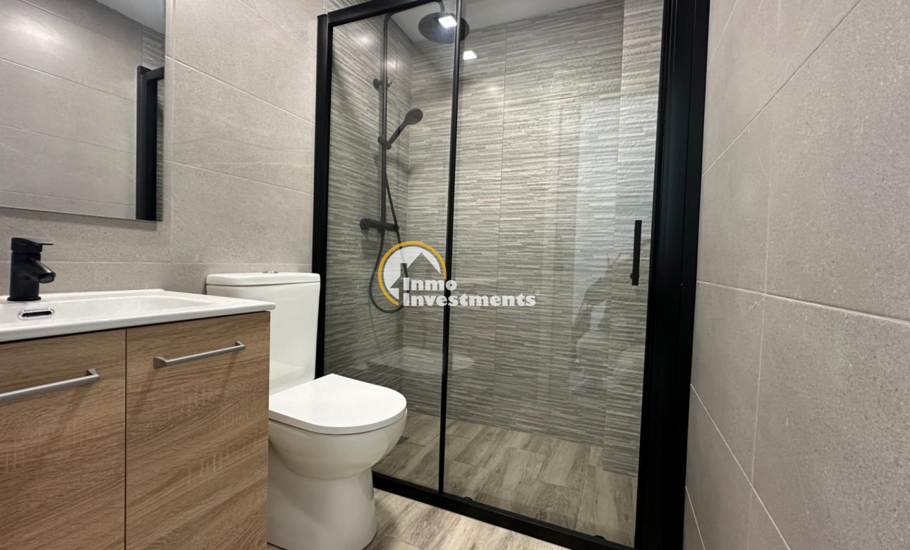 Resale - Apartment - Guardamar del Segura - Urbanizaciones