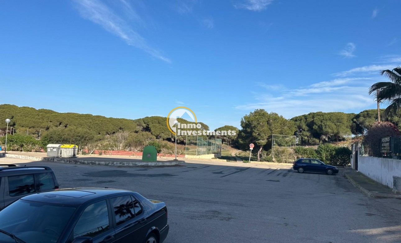 Resale - Apartment - Guardamar del Segura - Urbanizaciones