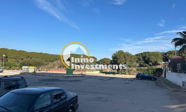 Resale - Apartment - Guardamar del Segura - Urbanizaciones