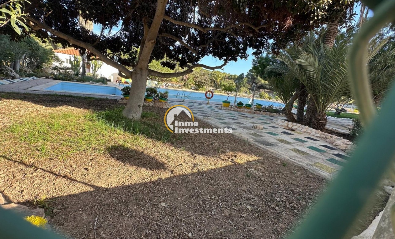 Resale - Apartment - Guardamar del Segura - Urbanizaciones