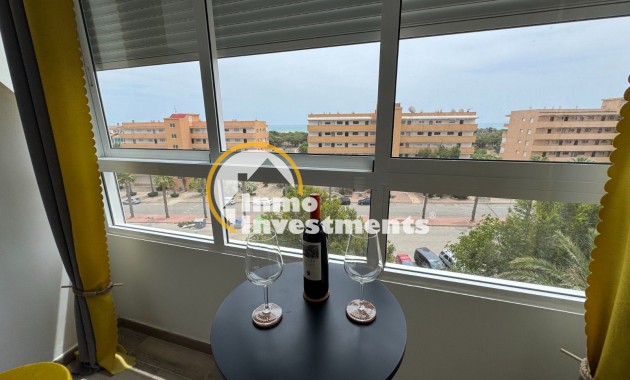 Resale - Apartment - Guardamar del Segura - Urbanizaciones