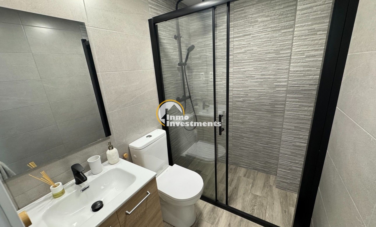 Resale - Apartment - Guardamar del Segura - Urbanizaciones