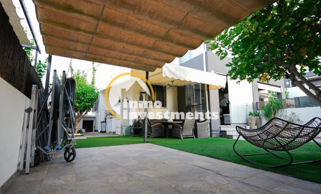 Bestaande bouw - Villa - Torrevieja - Aguas Nuevas