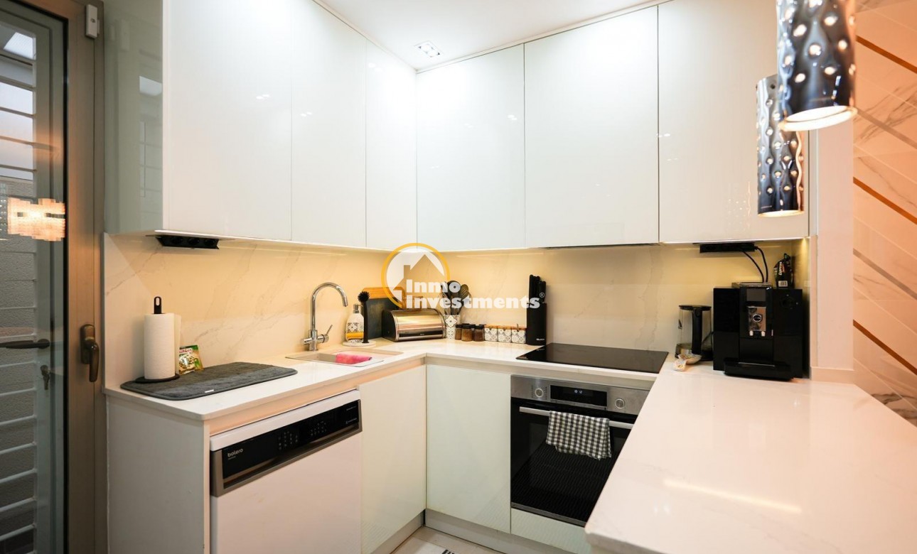 Bestaande bouw - Villa - Torrevieja - Aguas Nuevas