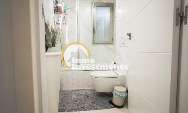 Bestaande bouw - Villa - Torrevieja - Aguas Nuevas
