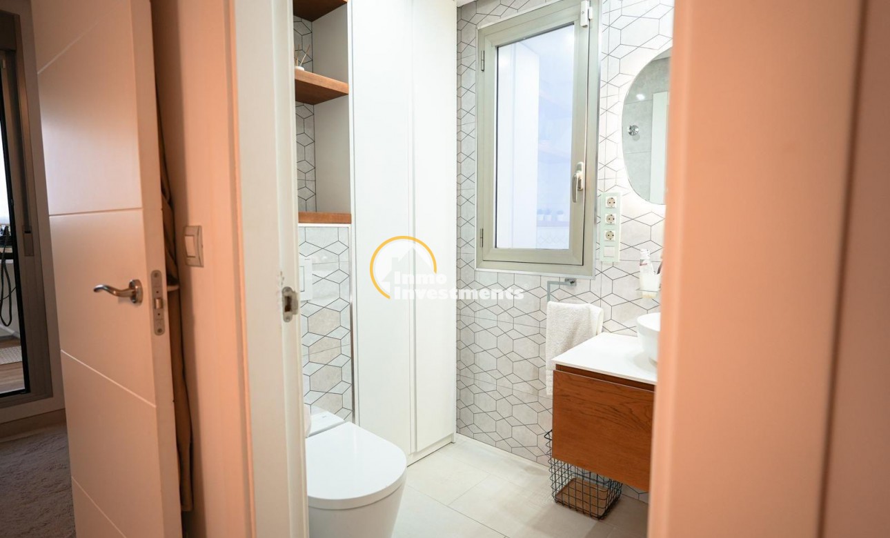 Bestaande bouw - Villa - Torrevieja - Aguas Nuevas