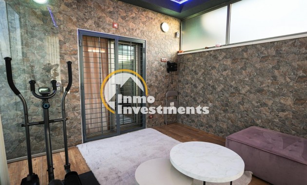 Bestaande bouw - Villa - Torrevieja - Aguas Nuevas