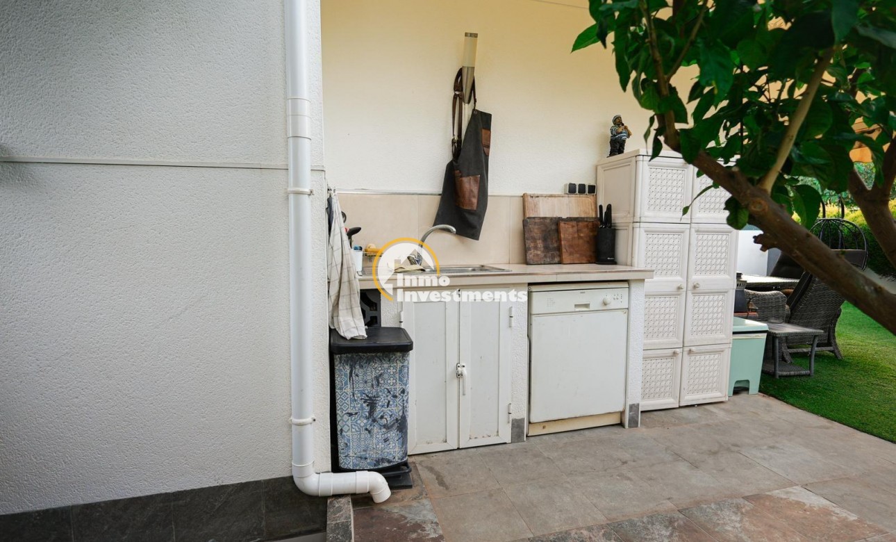 Bestaande bouw - Villa - Torrevieja - Aguas Nuevas