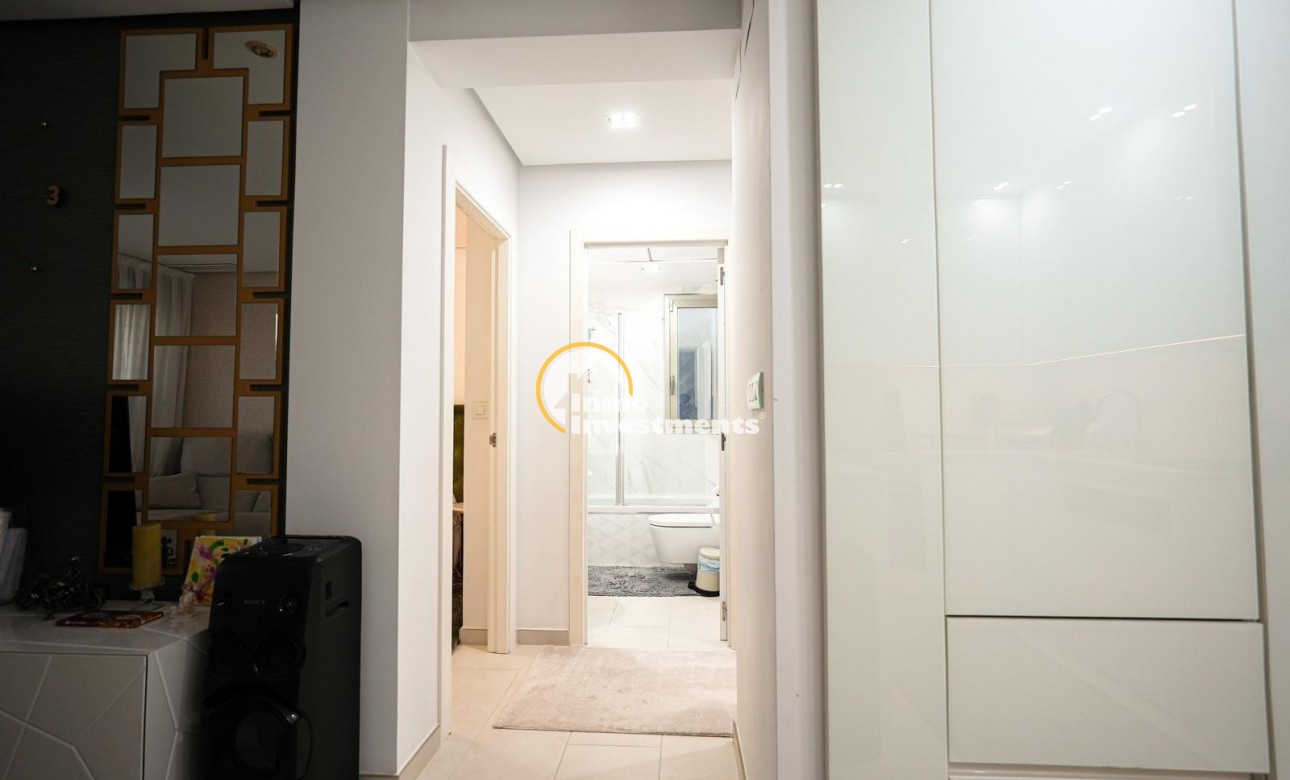 Bestaande bouw - Villa - Torrevieja - Aguas Nuevas