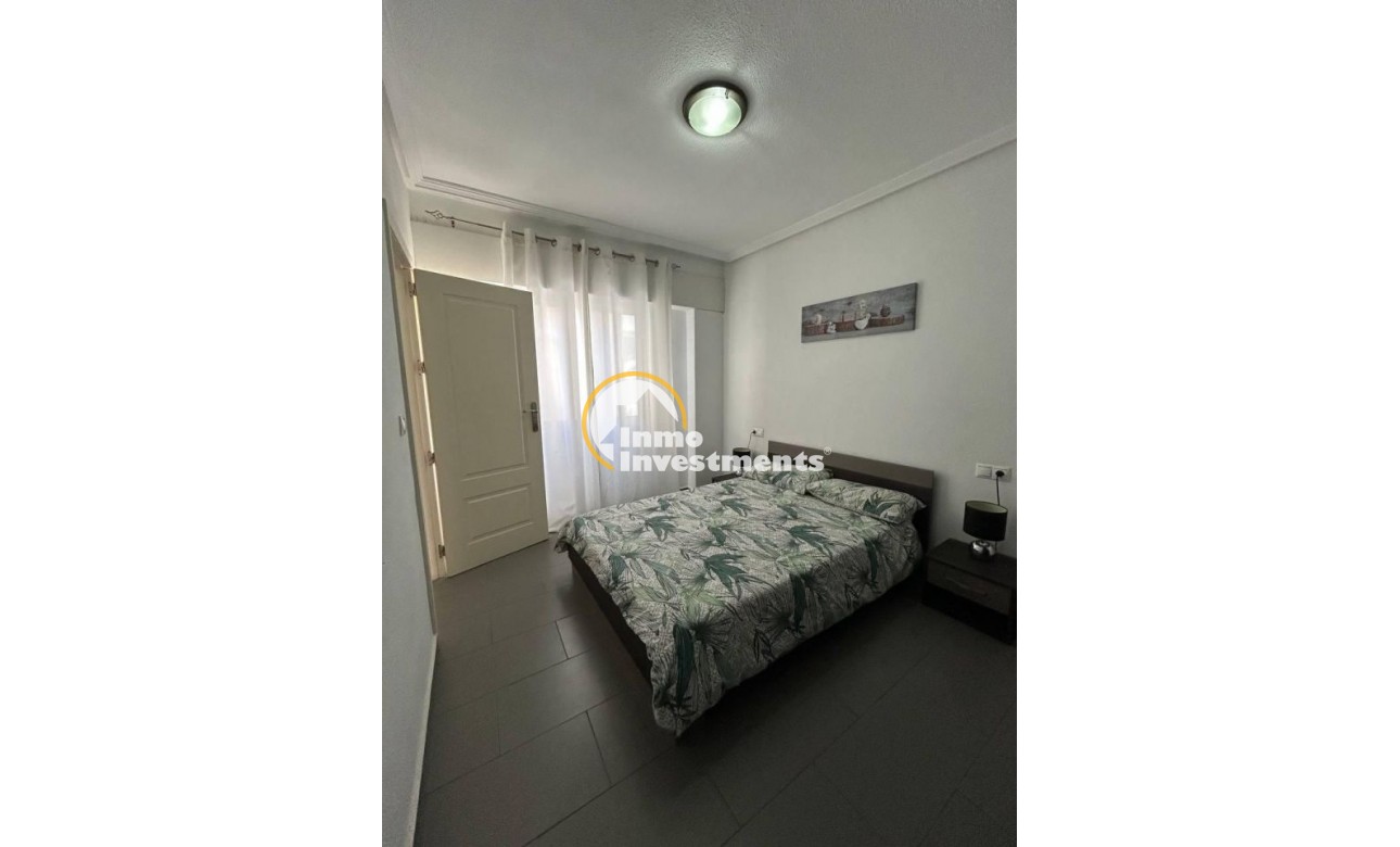 Resale - Apartment - Torrevieja