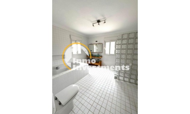 Till salu - Villa - Orihuela Costa - Villamartín-Las Filipinas