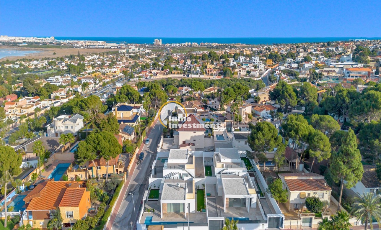 Bestaande bouw - Villa - Torrevieja - Los Balcones