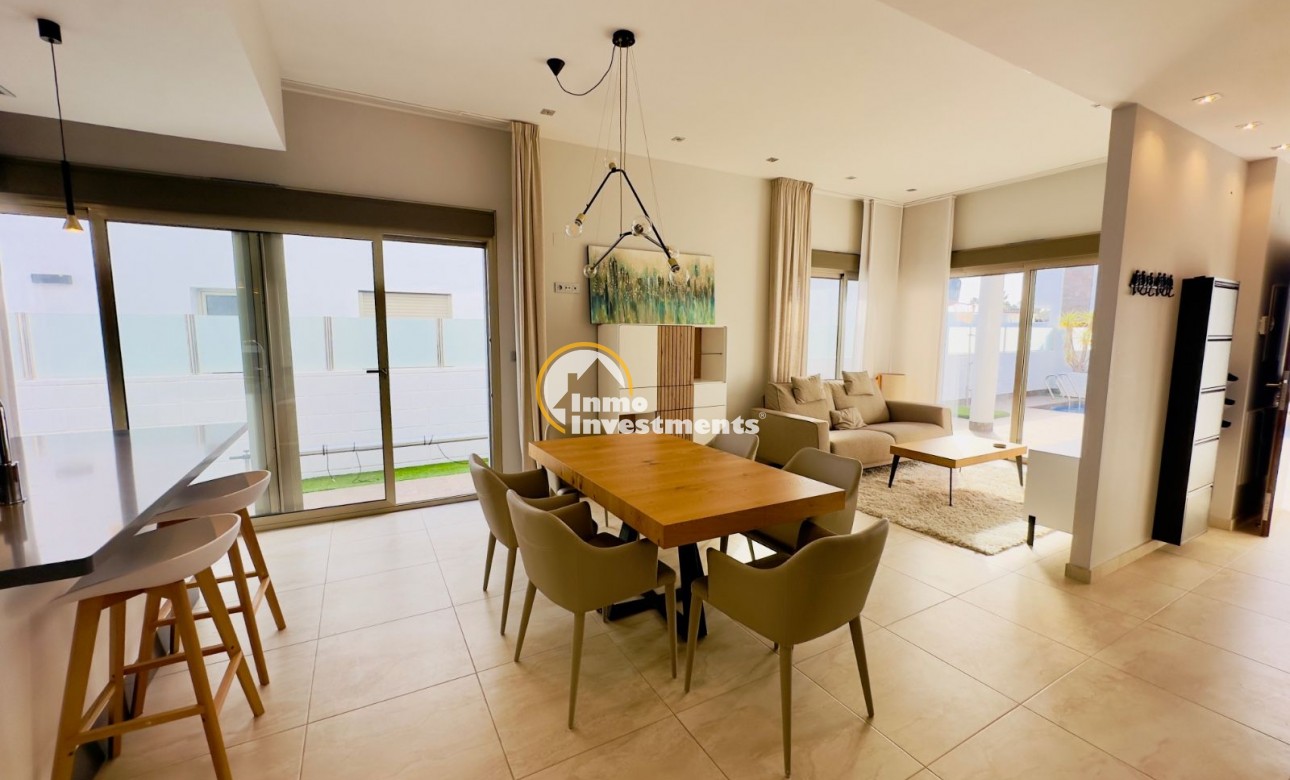 Bestaande bouw - Villa - Orihuela Costa - Montezenia