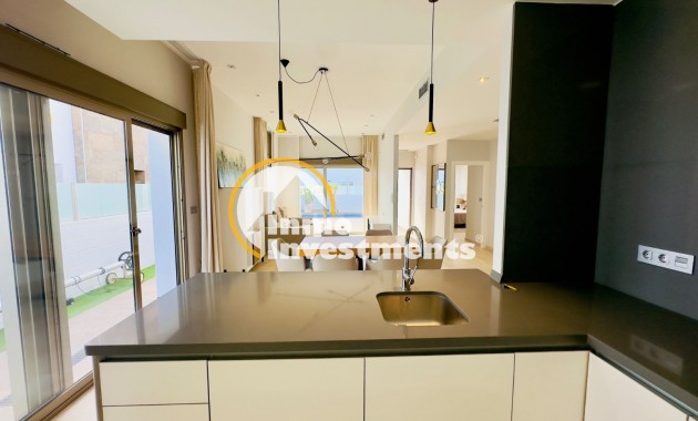 Bestaande bouw - Villa - Orihuela Costa - Montezenia