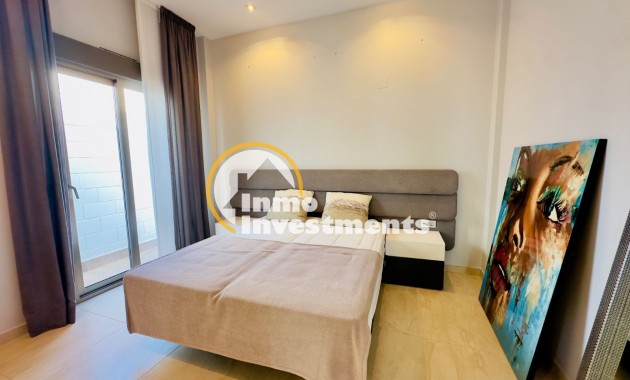 Bestaande bouw - Villa - Orihuela Costa - Montezenia