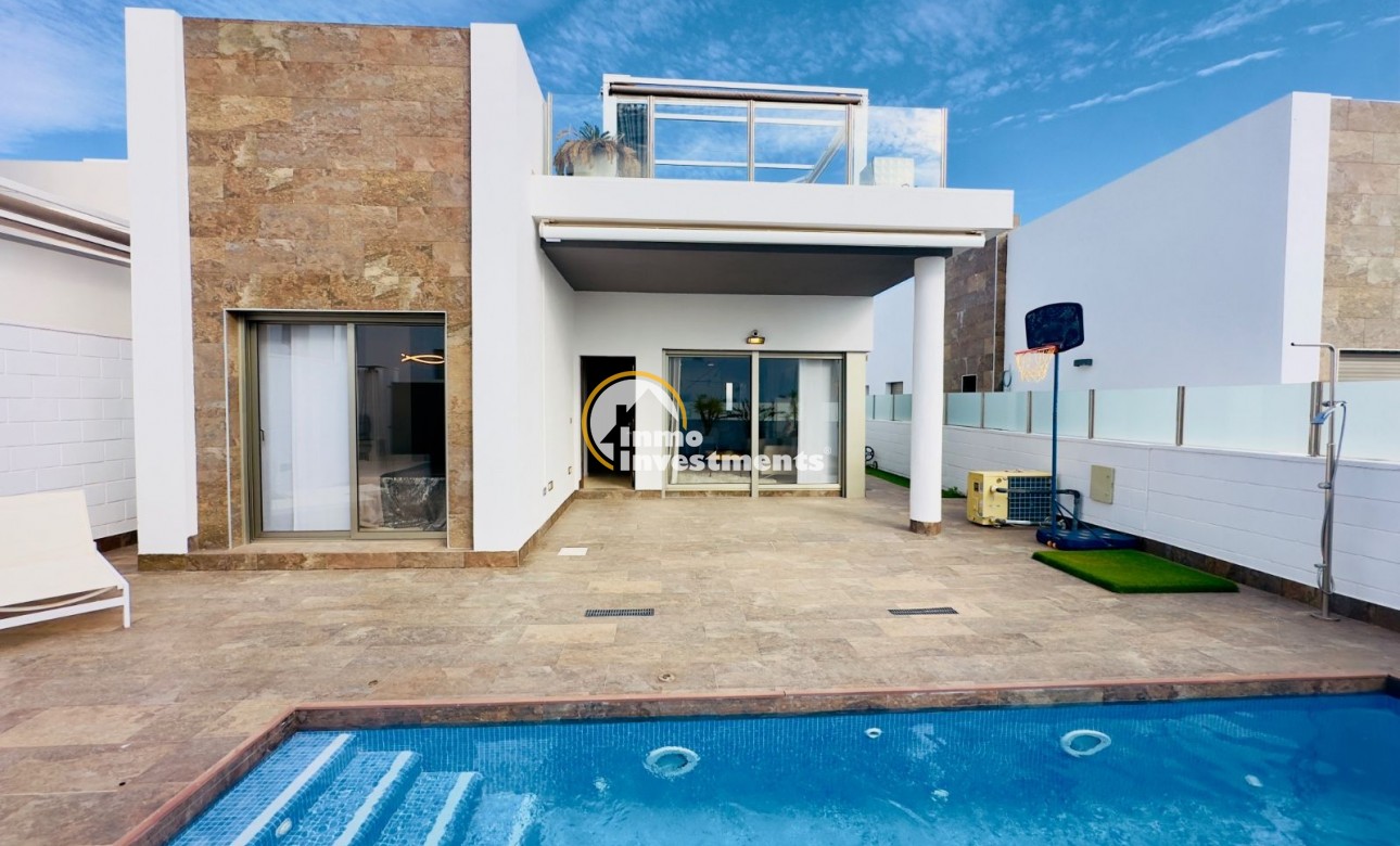 Bestaande bouw - Villa - Orihuela Costa - Montezenia