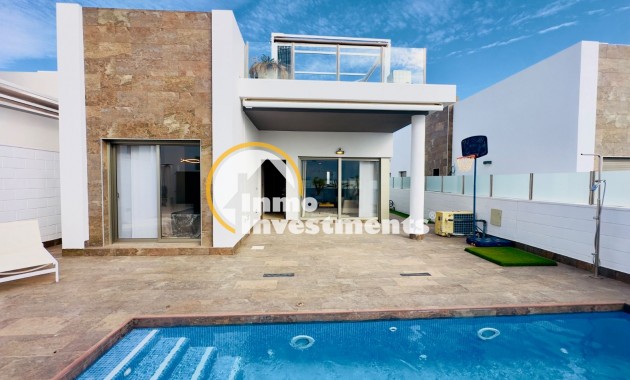 Bestaande bouw - Villa - Orihuela Costa - Montezenia