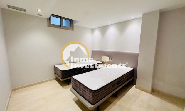 Bestaande bouw - Villa - Orihuela Costa - Montezenia