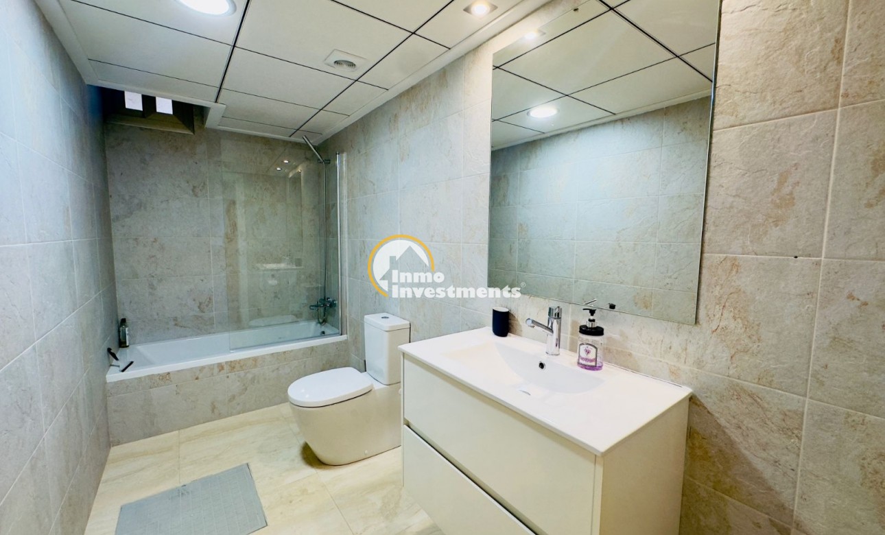 Bestaande bouw - Villa - Orihuela Costa - Montezenia