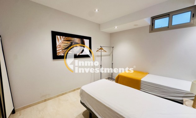 Bestaande bouw - Villa - Orihuela Costa - Montezenia