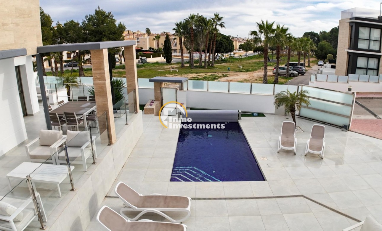 Bestaande bouw - Villa - Orihuela Costa - Lomas De Campoamor-las Ramblas
