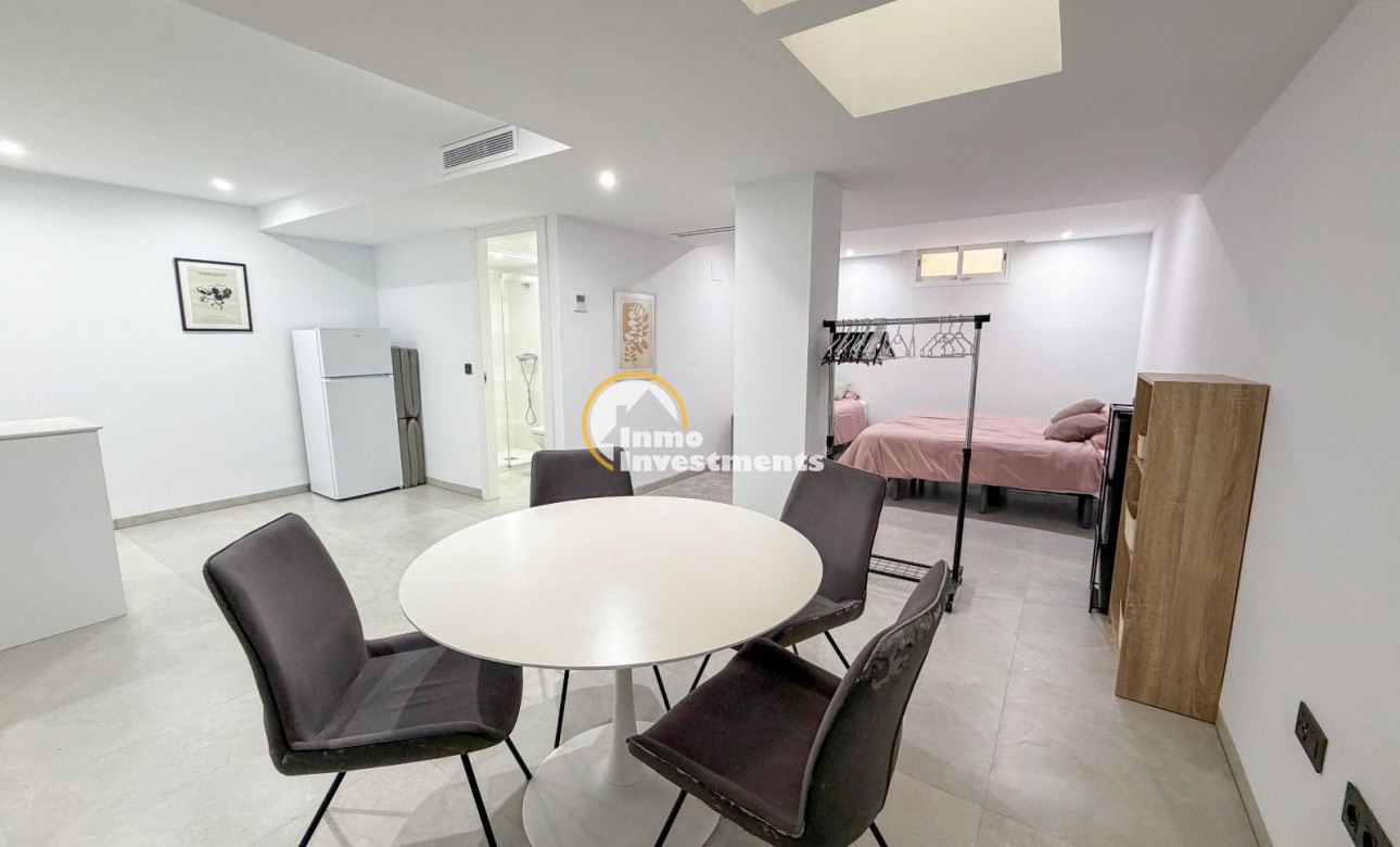 Bestaande bouw - Villa - Orihuela Costa - Lomas De Campoamor-las Ramblas