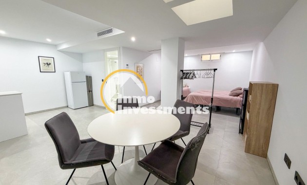Bestaande bouw - Villa - Orihuela Costa - Lomas De Campoamor-las Ramblas