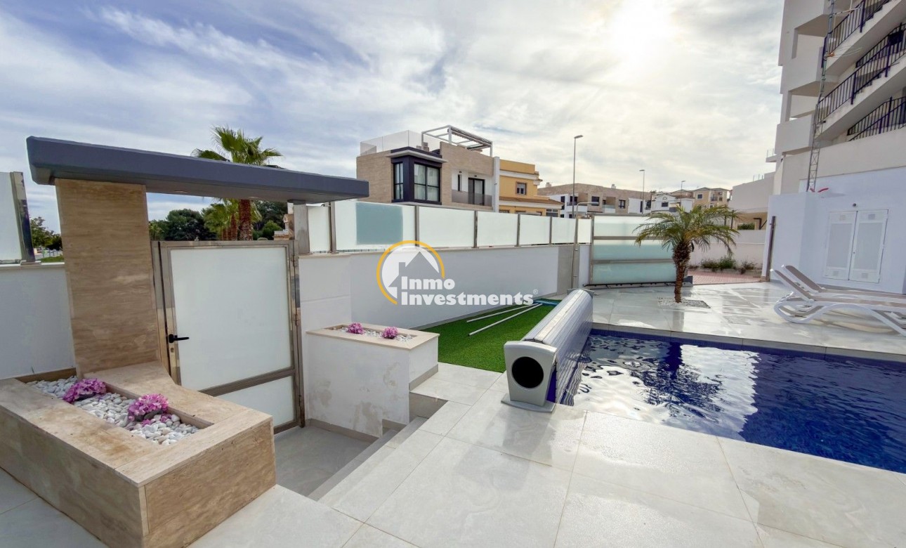 Bestaande bouw - Villa - Orihuela Costa - Lomas De Campoamor-las Ramblas