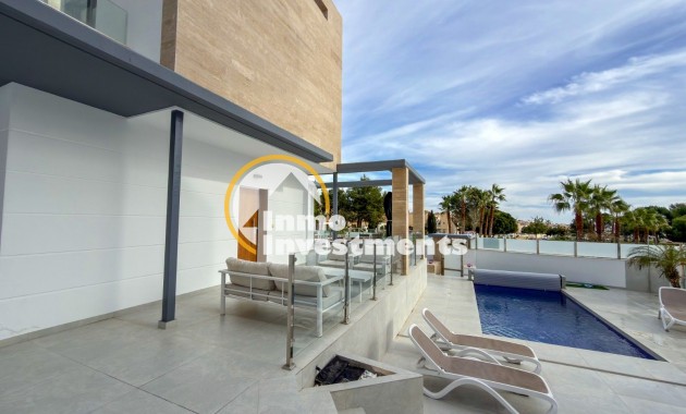 Bestaande bouw - Villa - Orihuela Costa - Lomas De Campoamor-las Ramblas