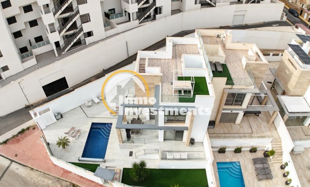 Bestaande bouw - Villa - Orihuela Costa - Lomas De Campoamor-las Ramblas