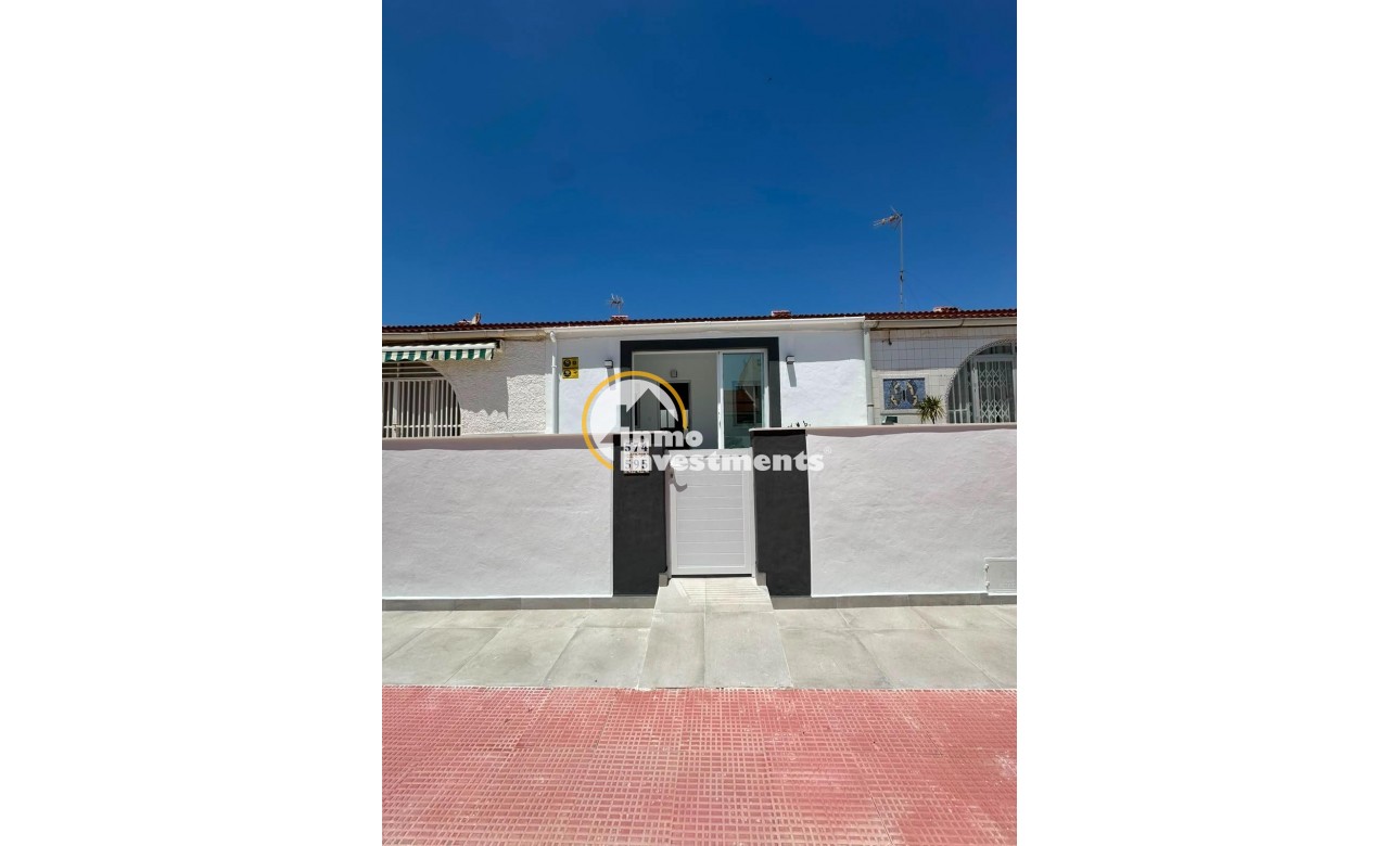 Till salu - Villa - Torrevieja - La Siesta - El Salado - Torreta