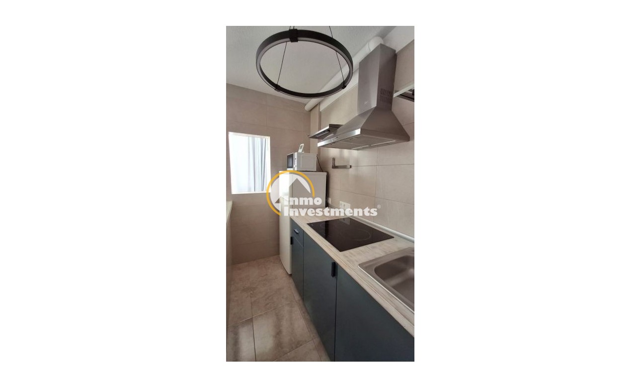 Till salu - Lägenhet - Torrevieja - La Mata pueblo