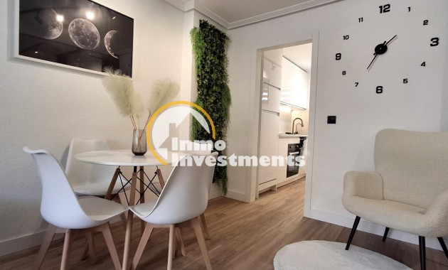 Bestaande bouw - Appartement - Torrevieja - Estacion de autobuses