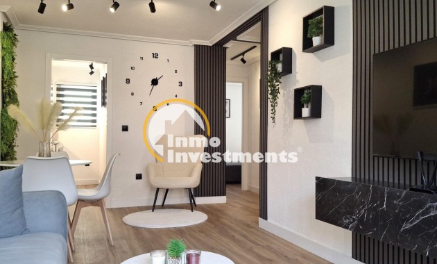 Bestaande bouw - Appartement - Torrevieja - Estacion de autobuses