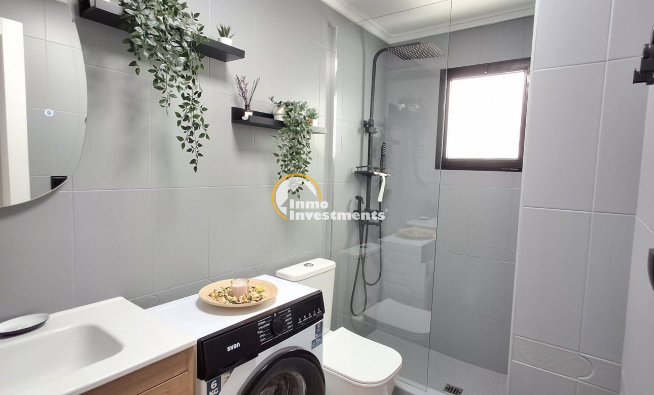 Bestaande bouw - Appartement - Torrevieja - Estacion de autobuses