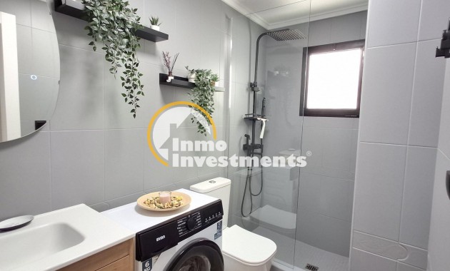 Bestaande bouw - Appartement - Torrevieja - Estacion de autobuses