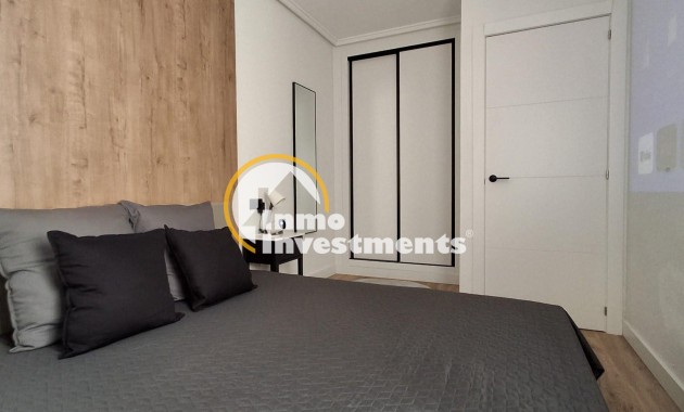 Bestaande bouw - Appartement - Torrevieja - Estacion de autobuses