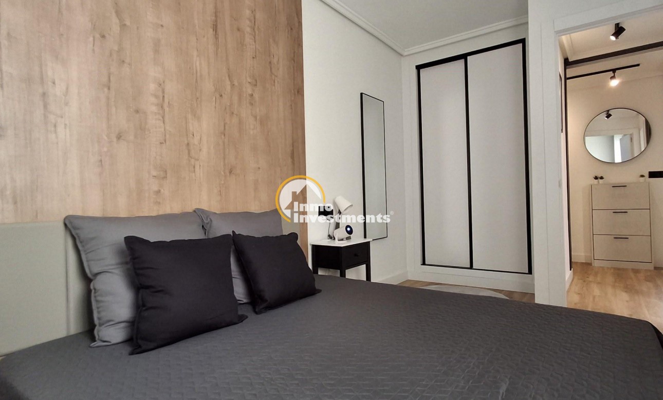 Bestaande bouw - Appartement - Torrevieja - Estacion de autobuses