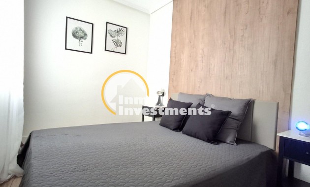 Bestaande bouw - Appartement - Torrevieja - Estacion de autobuses