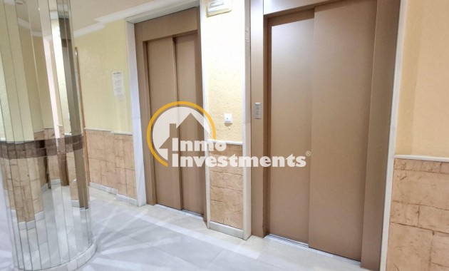 Bestaande bouw - Appartement - Torrevieja - Estacion de autobuses