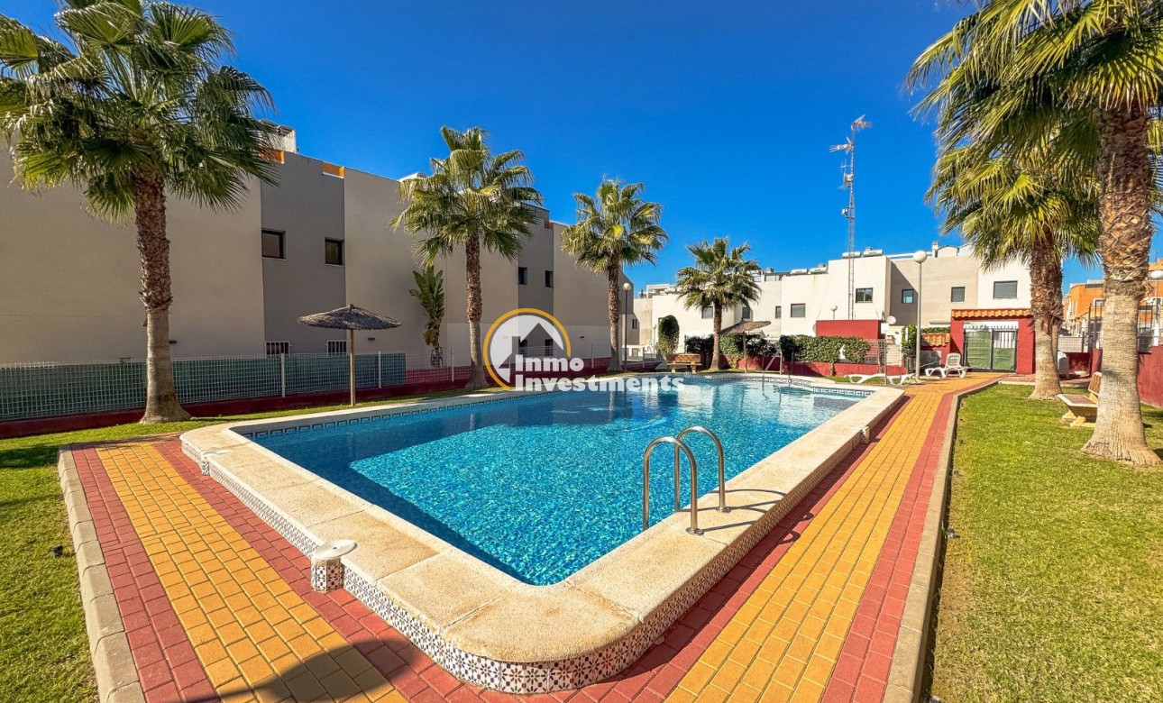 Bestaande bouw - Bungalow - Orihuela Costa - 