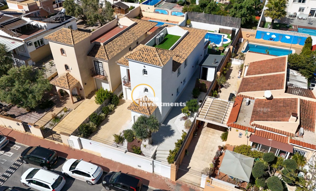 Bestaande bouw - Villa - Torrevieja - La Siesta