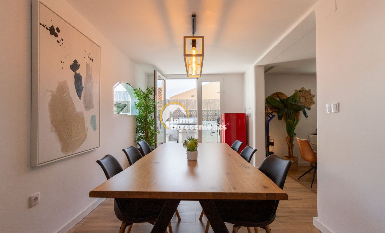 Bestaande bouw - Villa - Torrevieja - La Siesta