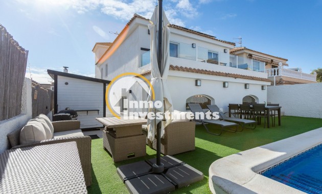 Bestaande bouw - Villa - Torrevieja - La Siesta