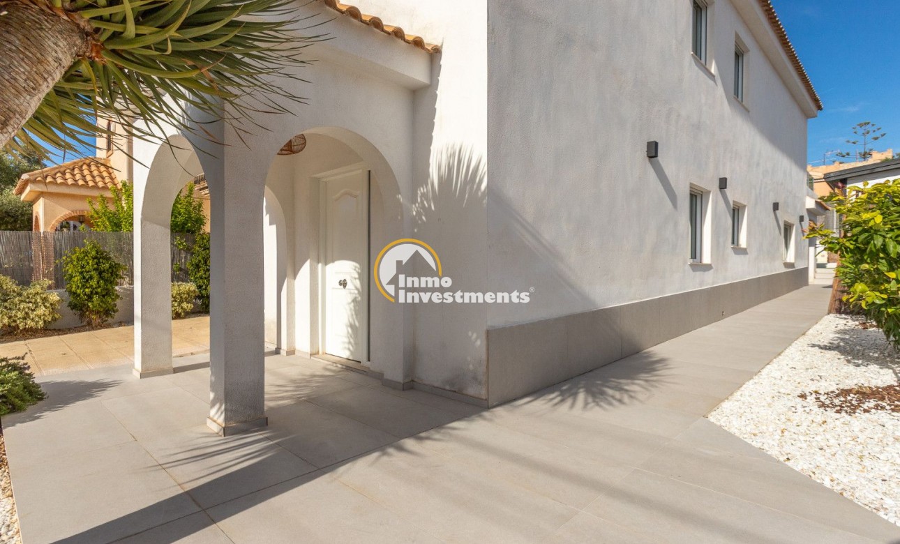 Bestaande bouw - Villa - Torrevieja - La Siesta