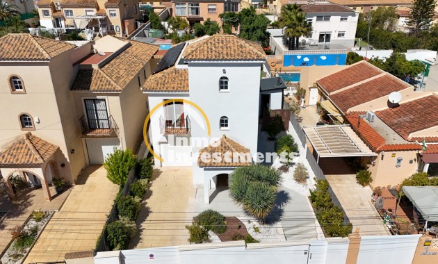 Bestaande bouw - Villa - Torrevieja - La Siesta