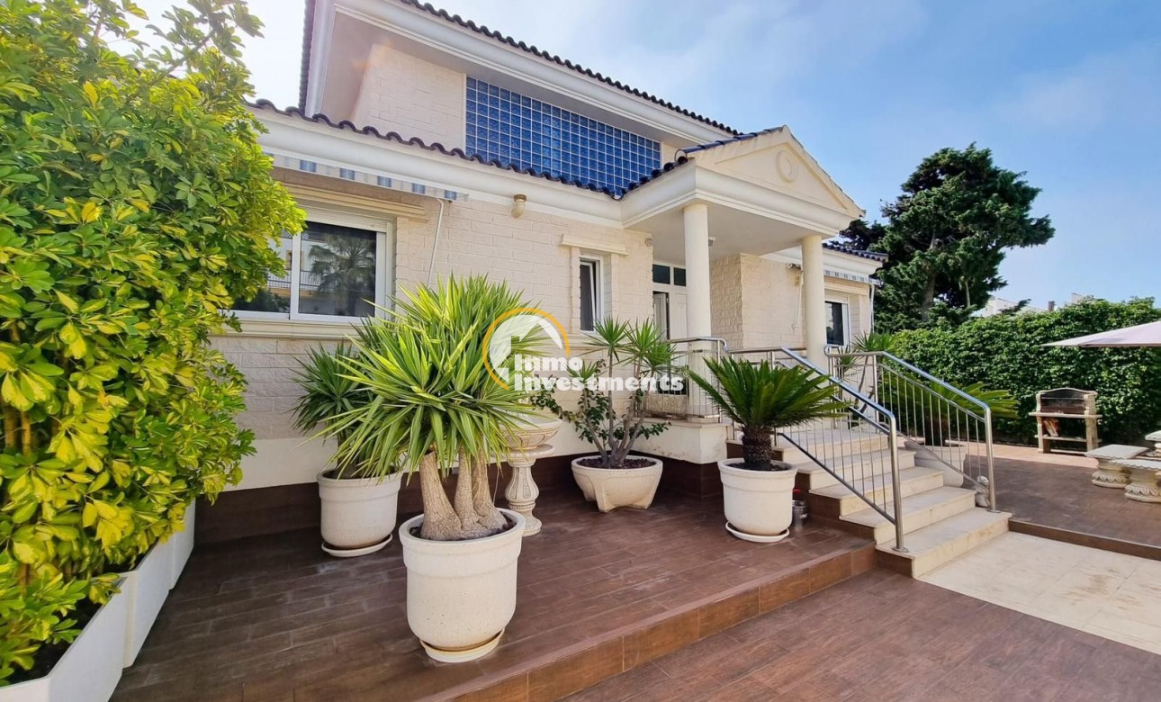 Bestaande bouw - Villa - Torrevieja - Torre la mata