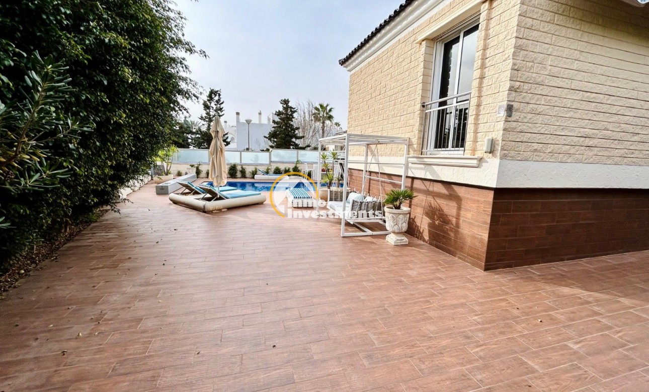 Bestaande bouw - Villa - Torrevieja - Torre la mata