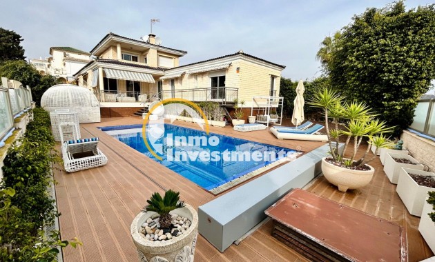 Bestaande bouw - Villa - Torrevieja - Torre la mata